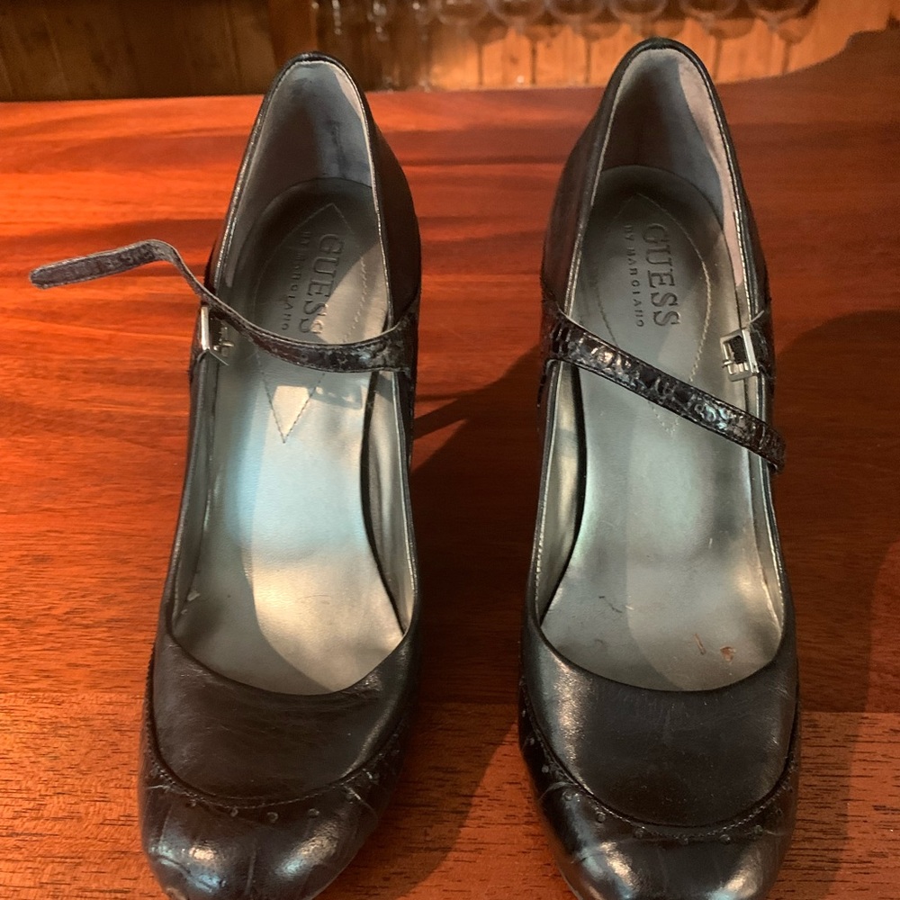 Vintage Guess Heels 7.5 1920’s style